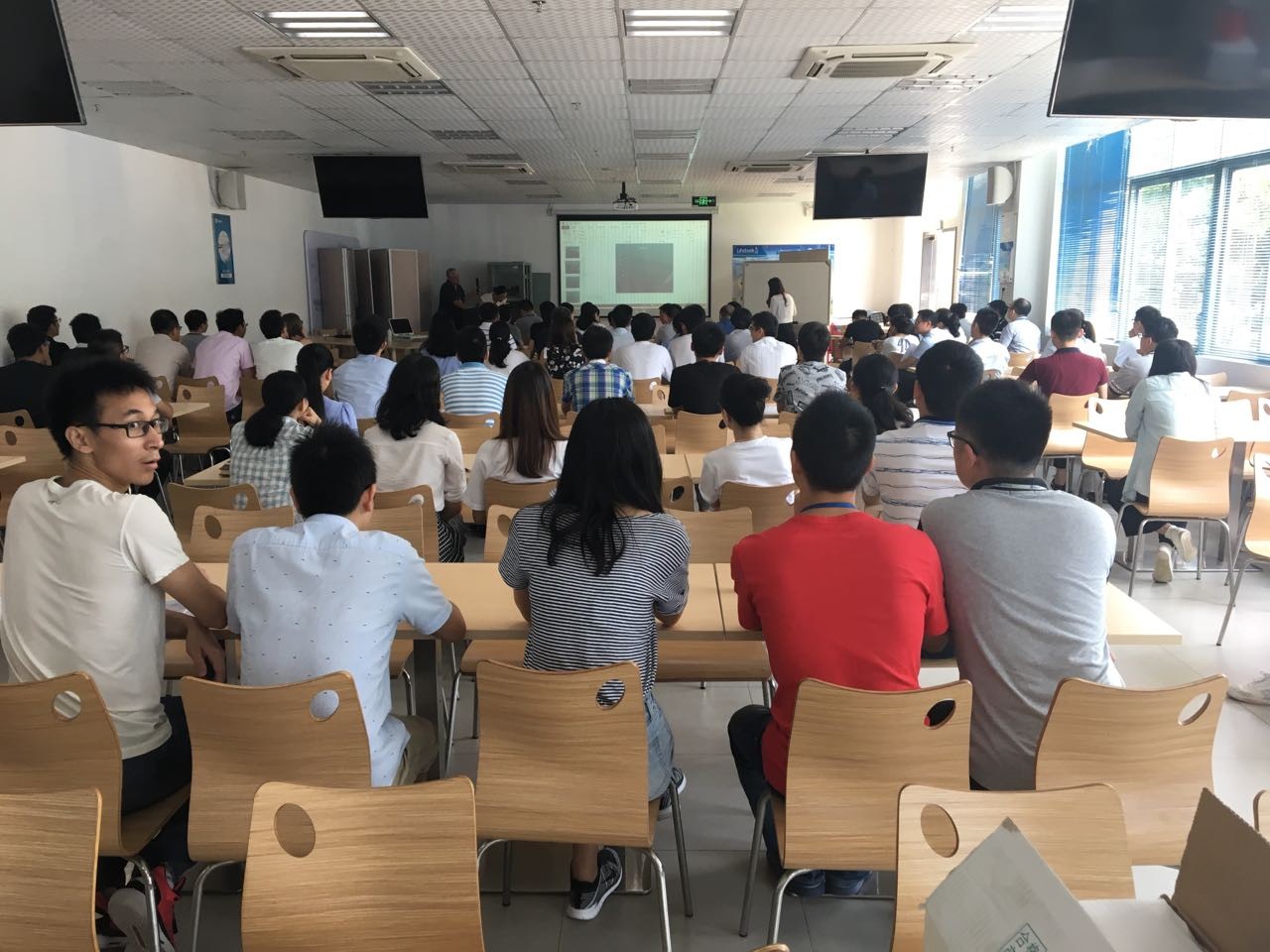 李工2.jpg